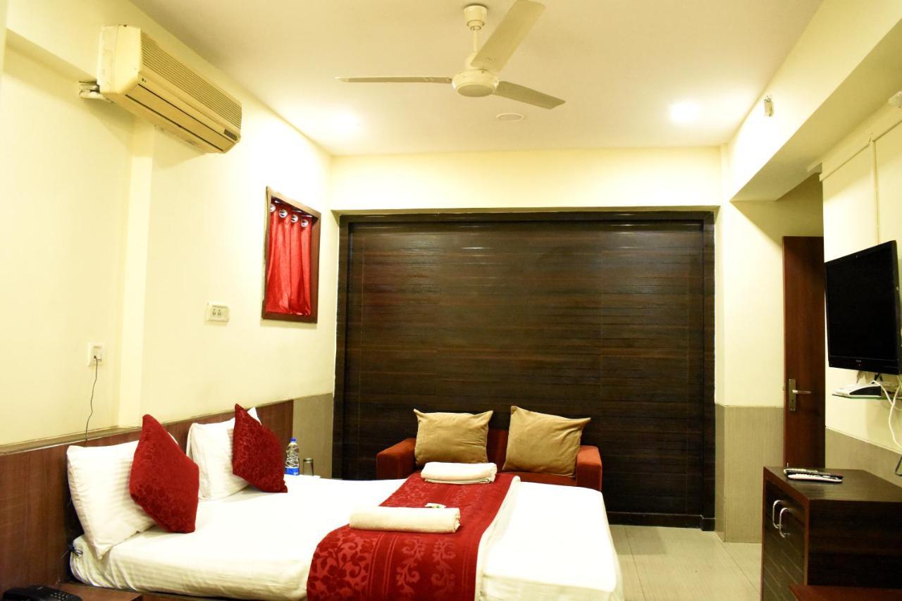 Sai Sharan Stay Inn Navi Mumbai Exterior foto