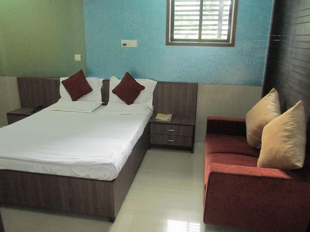 Sai Sharan Stay Inn Navi Mumbai Habitación foto