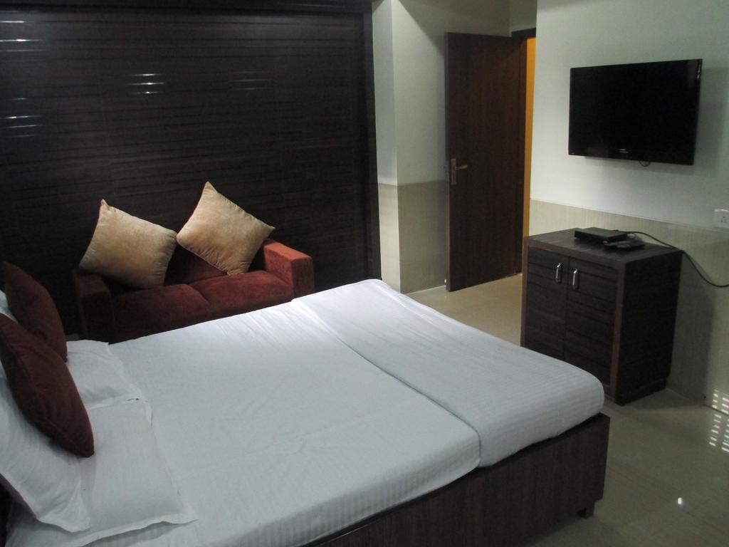 Sai Sharan Stay Inn Navi Mumbai Habitación foto